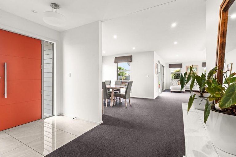 Photo of property in 11 Percy Berry Place, Havelock North, 4130