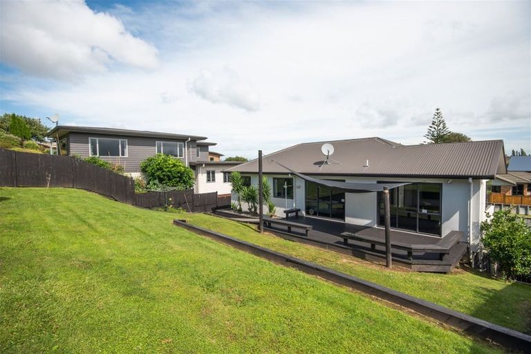 Photo of property in 7 Westview Place, Western Heights, Hamilton, 3200