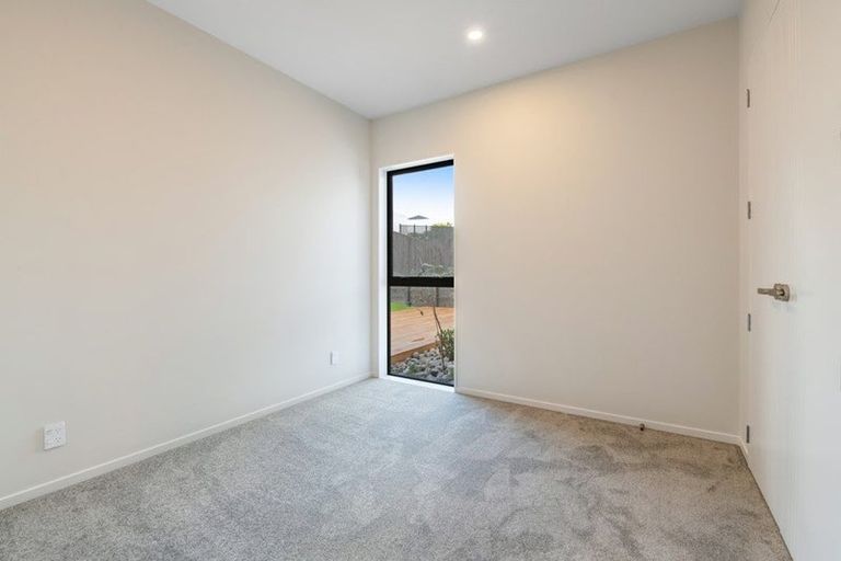 Photo of property in 12 Kanono Way, Helensville, 0800