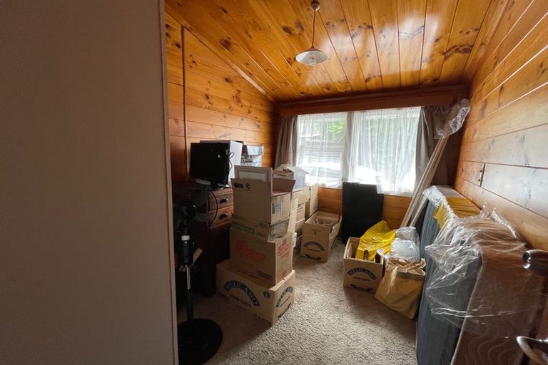 Photo of property in 35 Wairau Road, Forrest Hill, Auckland, 0627