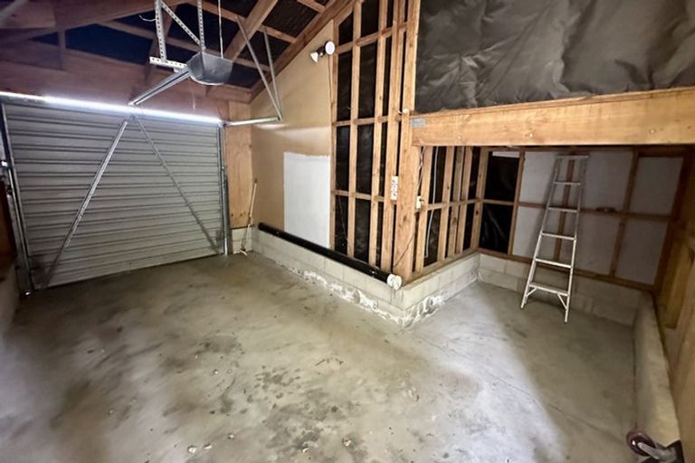 Photo of property in 9 Waiana Avenue, Mangere Bridge, Auckland, 2022