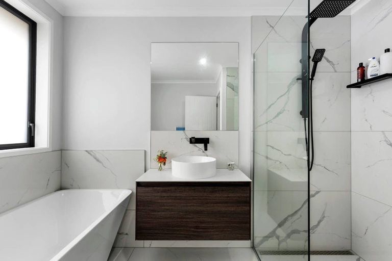 Photo of property in 28 Kerr Crescent, Patumahoe, 2679