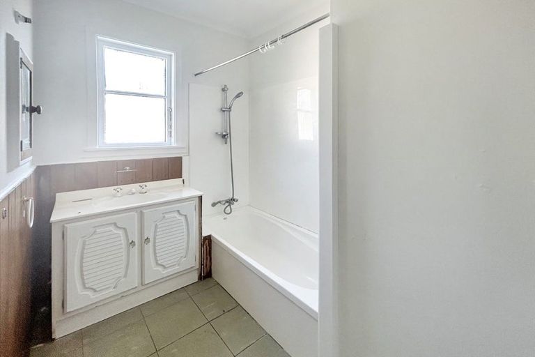 Photo of property in 3 Emerson Street, Aramoho, Whanganui, 4500