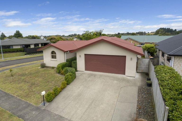 Photo of property in 38 Oak Crescent, Ashhurst, 4810