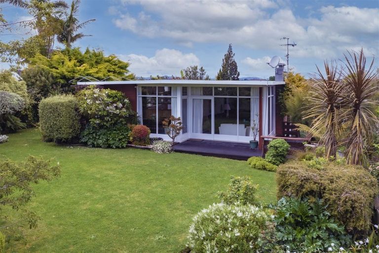 Photo of property in 162 Cambridge Road, Hillcrest, Hamilton, 3216