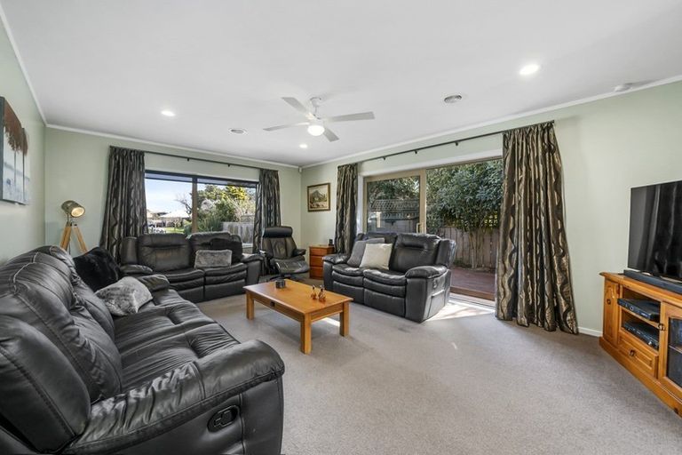 Photo of property in 100 Cedar Drive, Paraparaumu Beach, Paraparaumu, 5032