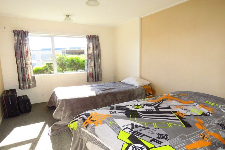 Photo of property in 35 Domett Street, Westport, 7825