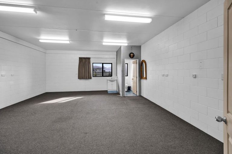 Photo of property in 97 Parklands Avenue, Bell Block, New Plymouth, 4312