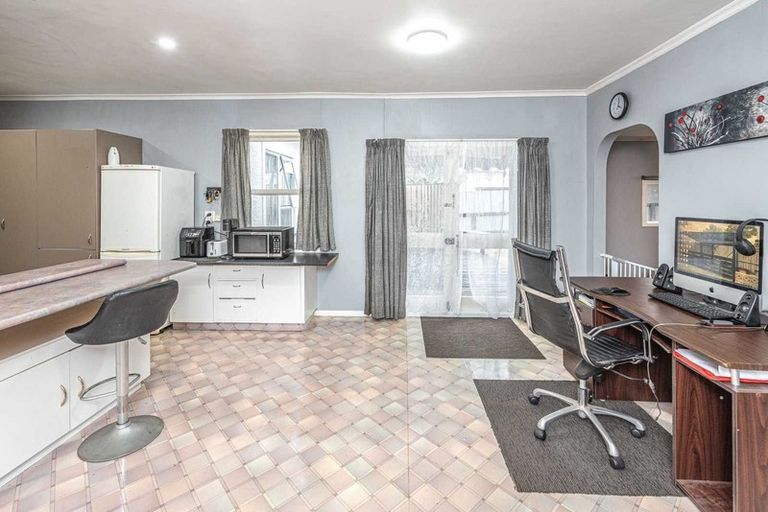 Photo of property in 77 Puriri Street, Gonville, Whanganui, 4501