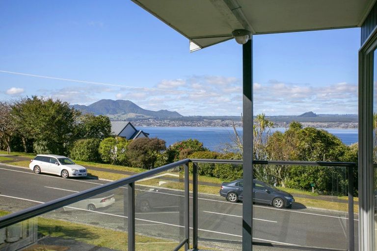 Photo of property in 96 Wakeman Road, Acacia Bay, Taupo, 3330