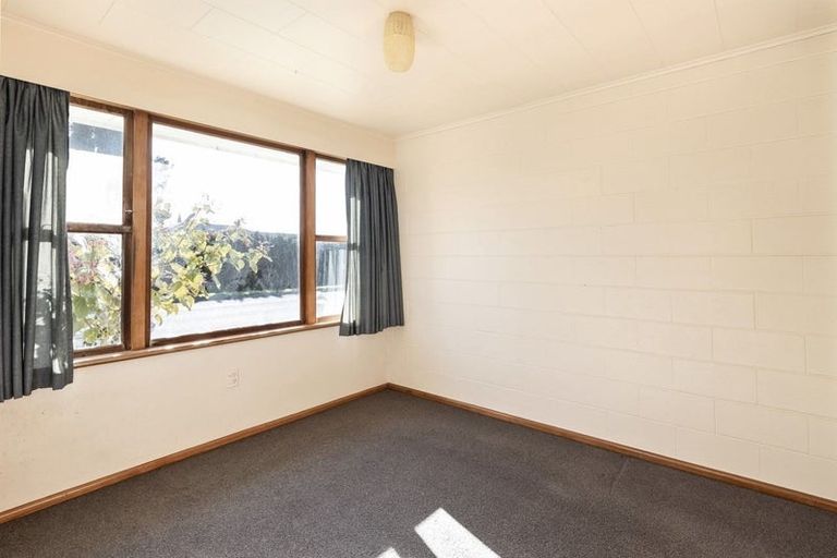 Photo of property in 2/1-2 Ward Street, Springlands, Blenheim, 7201