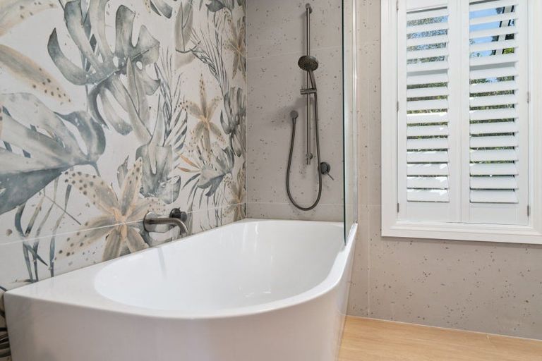 Photo of property in 12 Andersons Line, Clareville, Carterton, 5713