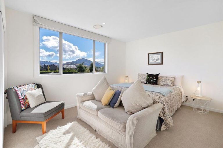 Photo of property in 2 Nokomai Street, Wanaka, 9305