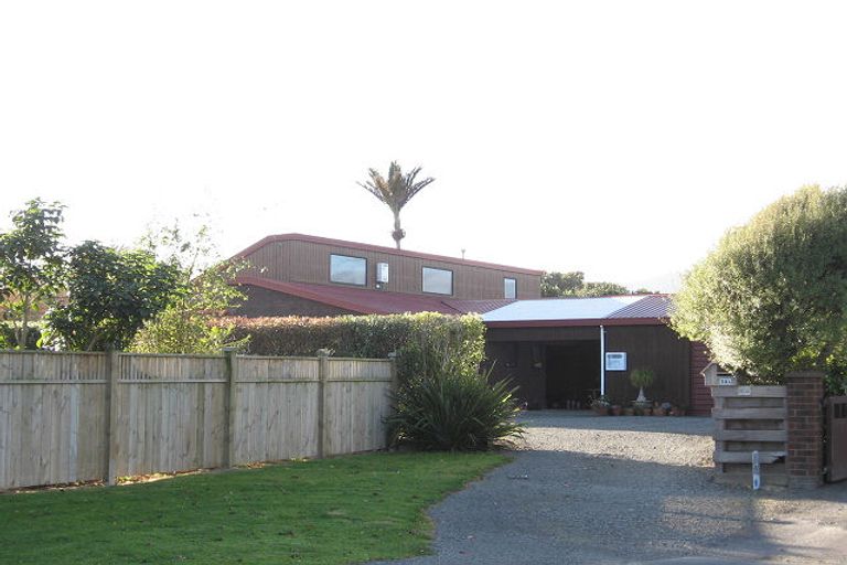Photo of property in 14 Oriwa Crescent, Otaki, 5512