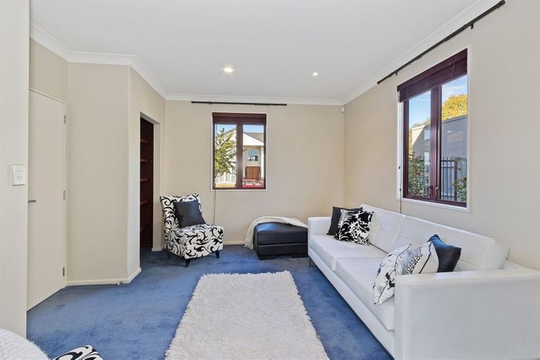 Photo of property in 3 Berisdale Place, Harewood, Christchurch, 8051
