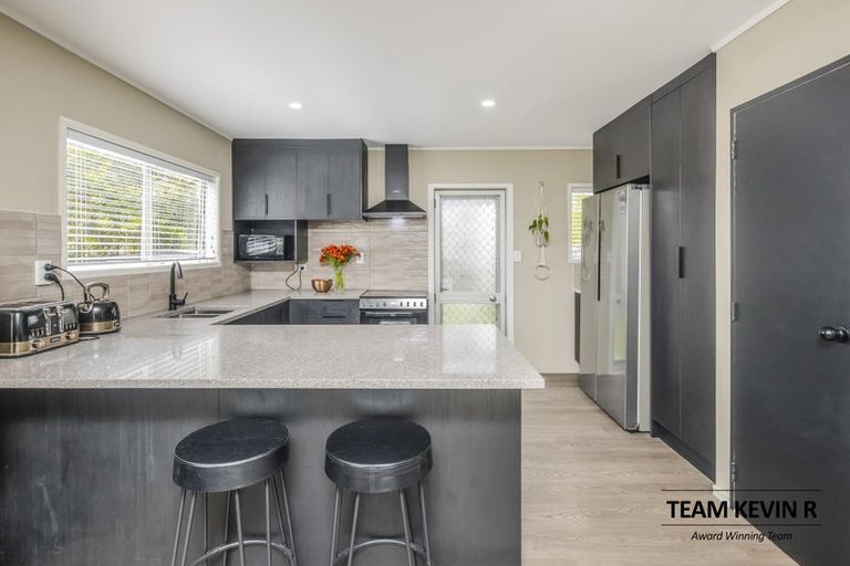 Photo of property in 94 Clevedon Road, Papakura, 2110