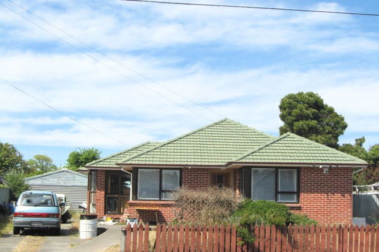 Photo of property in 48 Vancouver Crescent, Wainoni, Christchurch, 8061