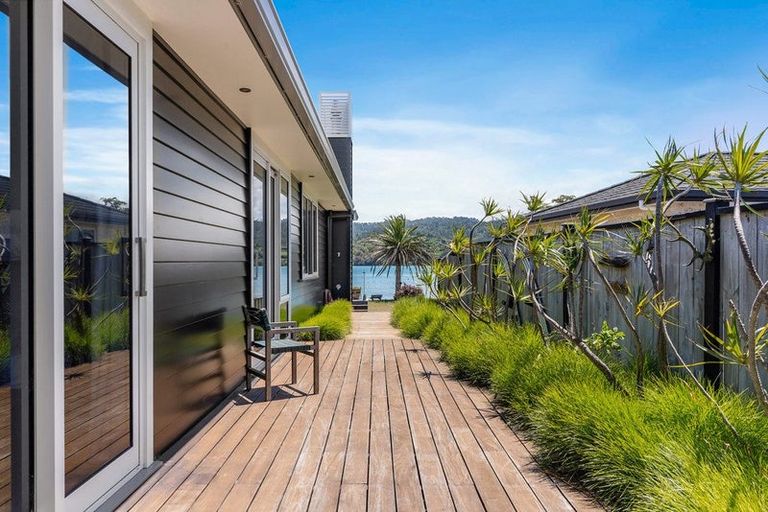 Photo of property in 17 Golden Hills Drive, Pauanui, Hikuai, 3579