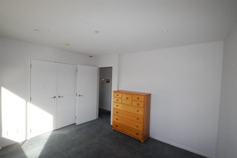 Photo of property in 6d/5 Kent Terrace, Mount Victoria, Wellington, 6011