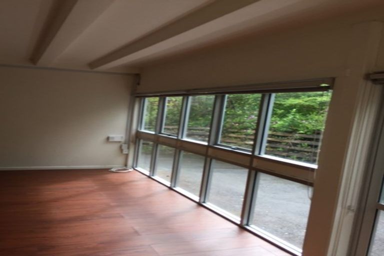 Photo of property in 1/1a Oates Road, Glen Eden, Auckland, 0602