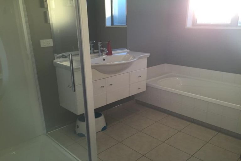 Photo of property in 26 Foresters Crescent, Parklands, Christchurch, 8083