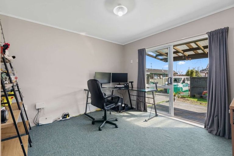 Photo of property in 1/42 Park Estate Road, Rosehill, Papakura, 2113