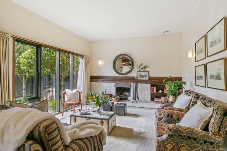 Photo of property in 275 Karori Road, Karori, Wellington, 6012