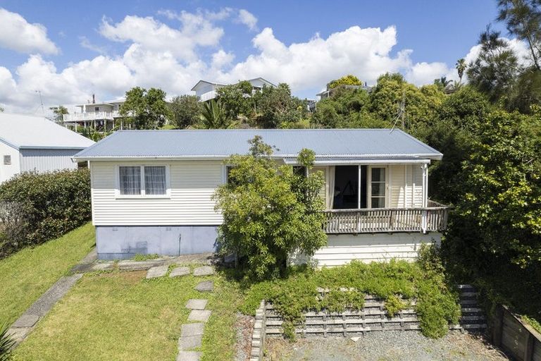 Photo of property in 53 Ogle Crescent, Te Kamo, Whangarei, 0112