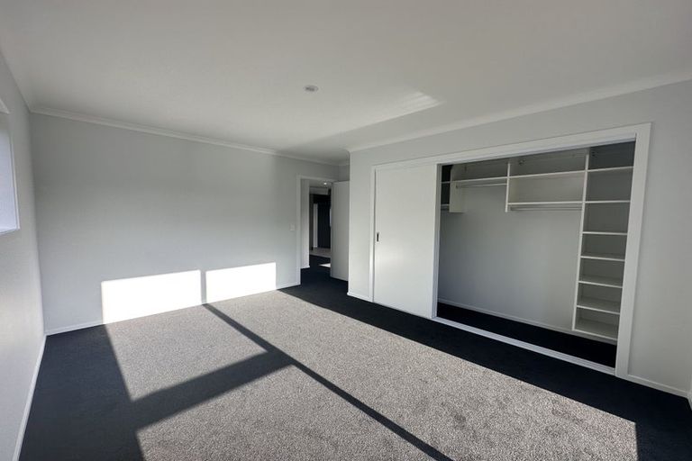 Photo of property in 26 Koru Loop, Paraparaumu, 5032