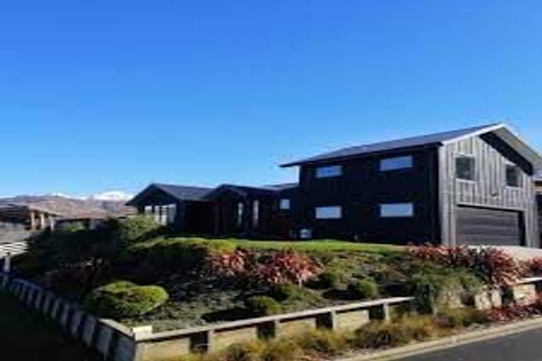 Photo of property in 19 Oxfordshire Avenue, Lower Shotover, Queenstown, 9304