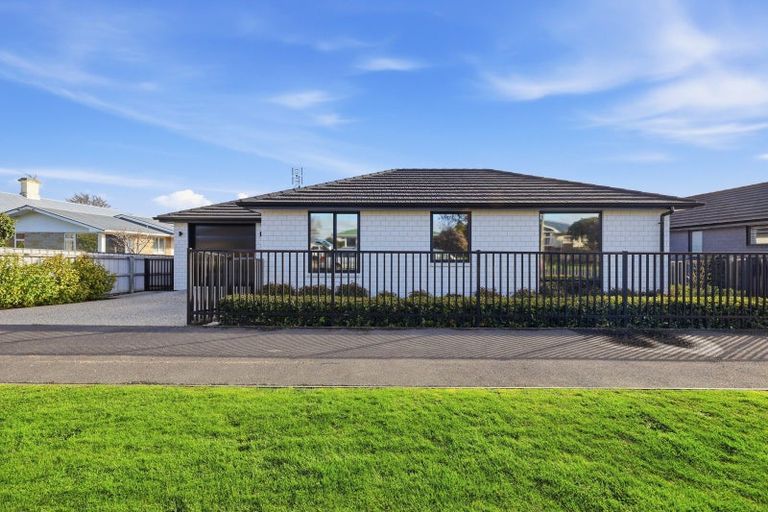 Photo of property in 3a Duke Street, Mosgiel, 9024