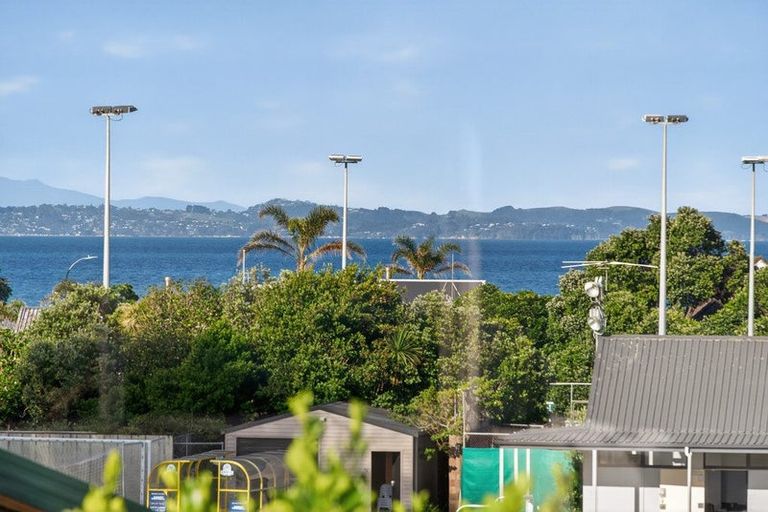 Photo of property in 19a Mccrystal Avenue, Bucklands Beach, Auckland, 2012