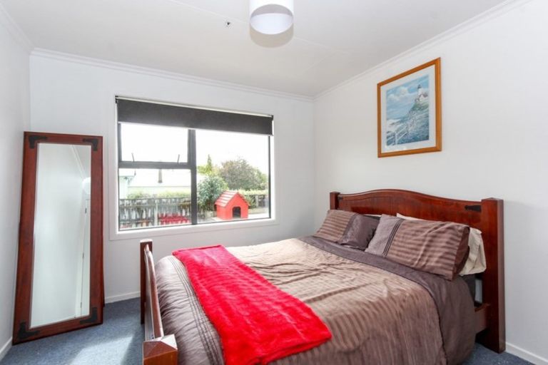 Photo of property in 16 Rewa Street, Inglewood, 4330