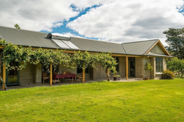Photo of property in 102 Thomson Gorge Road, Tarras, Cromwell, 9383