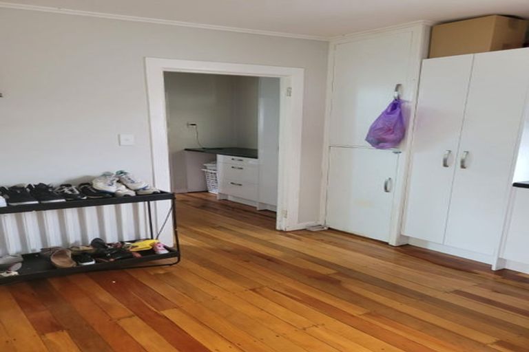 Photo of property in 1/72 Gloucester Road, Manurewa, Auckland, 2102