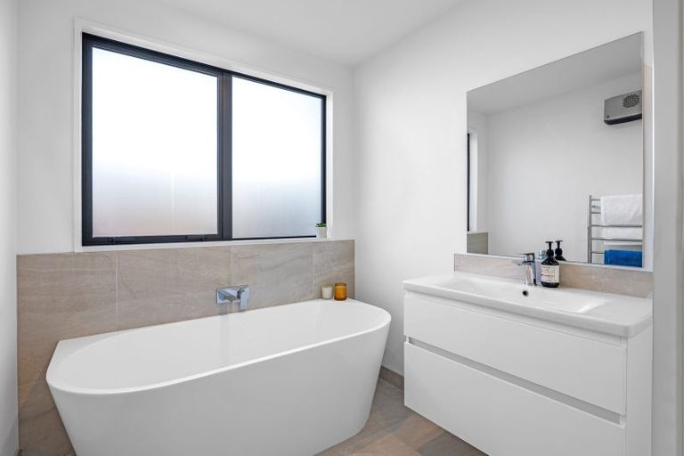 Photo of property in 9 Summerleas Lane, Halswell, Christchurch, 8025