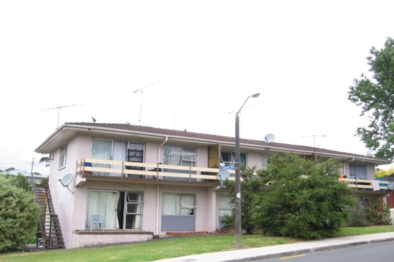 Property details for 1/35 Don Croot Street, Morningside, Auckland, 1021