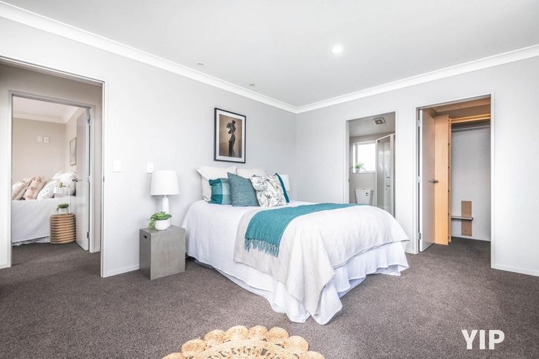 Photo of property in 235 Mark Avenue, Grenada Village, Wellington, 6037