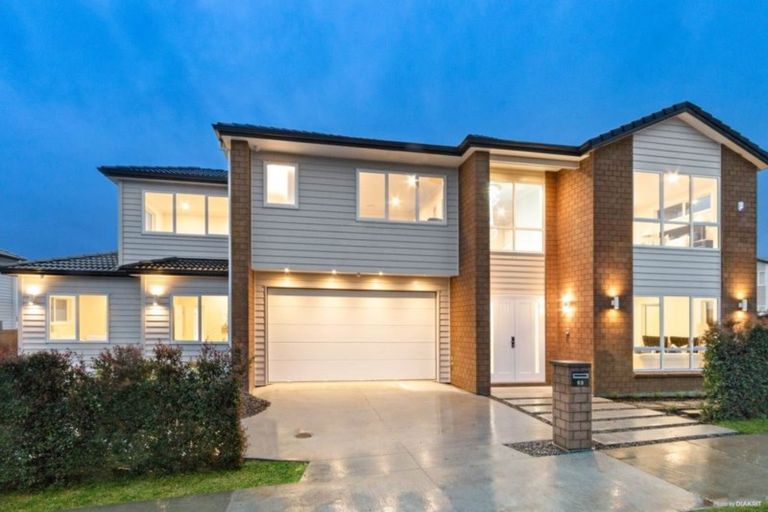 Photo of property in 69 Hughs Way, Flat Bush, Auckland, 2019