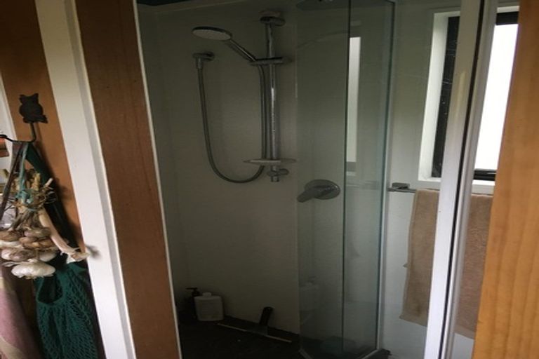 Photo of property in 1 Maude View Road, Hawea Flat, Wanaka, 9382