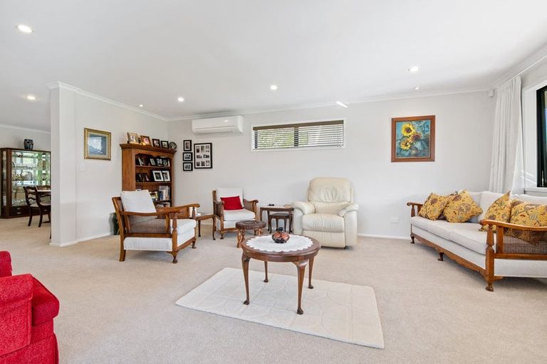 Photo of property in 27 Coralsea Way, Arkles Bay, Whangaparaoa, 0932