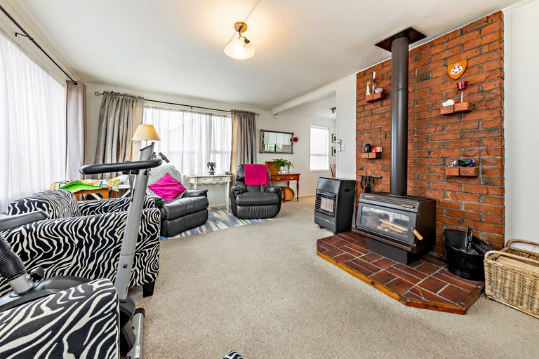 Photo of property in 440 Porchester Road, Randwick Park, Auckland, 2105