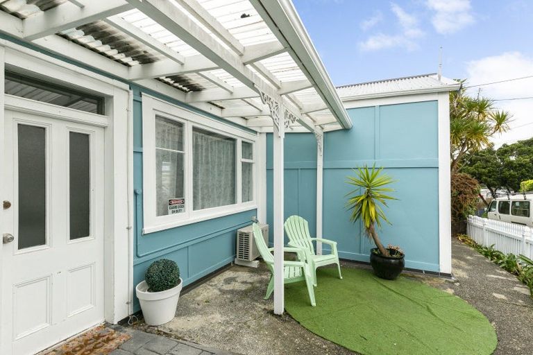 Photo of property in 2 Nikau Street, Newtown, Wellington, 6021