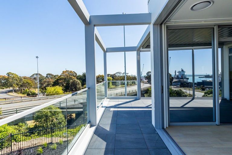 Photo of property in 31 The Terrace, Timaru, 7910