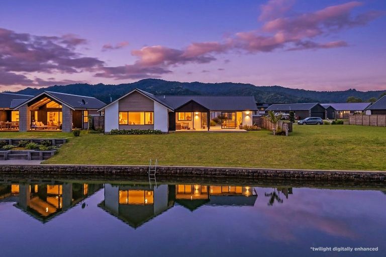 Photo of property in 20 Ngaroma Crescent, Whitianga, 3510