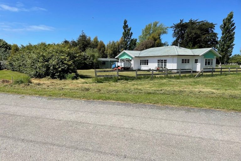 Photo of property in 1467 Main Road North, Waikuku, Rangiora, 7473