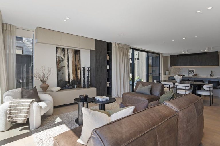 Photo of property in 32a Gracefield Avenue, Christchurch Central, Christchurch, 8013
