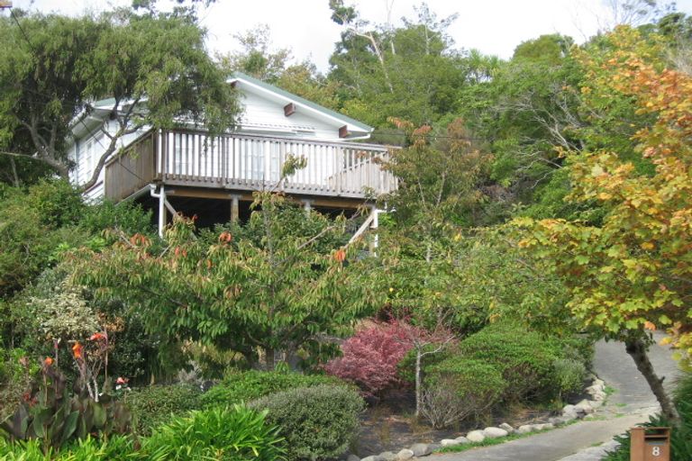 Photo of property in 8 Forest Road, Pinehaven, Upper Hutt, 5019
