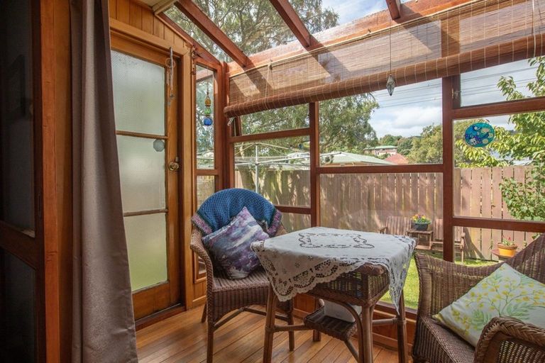 Photo of property in 12b Beauchamp Street, Tawa, Wellington, 5028