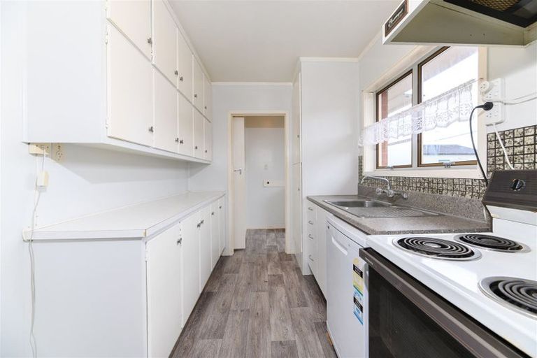 Photo of property in 2/17 Quebec Road, Milford, Auckland, 0620